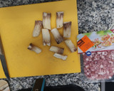 Foto del paso 1 de la receta: Champiñones rellenos de jamón y queso