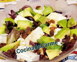 Foto del paso 5 de la receta: Ensalada de queso fresco y aguacate con miel
