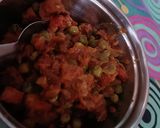 A picture of step 3 of Matar paneer.