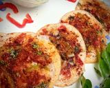 ज्वारीच्या पिठाचा उत्तपा (jwarichya pithacha uttapam recipe in marathi) रेसिपी स्टेप 5 फोटो 
