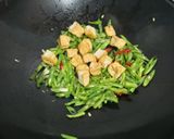 Foto langkah ke 4 dari resep Tumis Buncis Tahu.