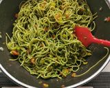 Pas rețetă Spaghete cu pesto din rucola 2 fotografie