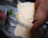A picture of step 4 of Vada Pav.