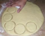 A picture of step 2 of Chocolate donuts.
