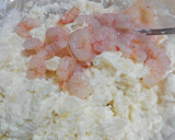 Foto del paso 5 de la receta: Patatas rellenas de gambas