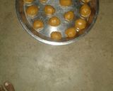 A picture of step 2 of Besan ladoo.