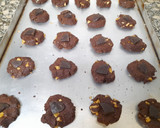 Foto del paso 5 de la receta: Galletitas de chocolate y nuez Sin azúcar, sin endulcorante y sin manteca