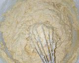 Foto langkah ke 4 dari resep Buttercream Soft Cookies Pumpkins.