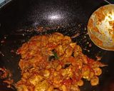 Foto langkah ke 2 dari resep Sambal goreng udang dan tahu.