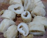Hình bước làm 1 của món Mì căn kho nấm đậu hũ