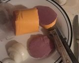A picture of step 2 of Hot Braunschweiger and Cheese.