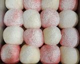 Foto langkah ke 4 dari resep Merah Putih Condensed Milk Bread (tanpa telur).