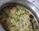A picture of step 10 of Vegetable pulao.