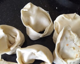 A picture of step 3 of Dumpling soup.