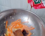 Foto langkah ke 4 dari resep Bihun Goreng.