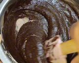 Foto langkah ke 3 dari resep Monster Cookies Fudgy Brownies.