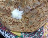 A picture of step 3 of Khasta karara aloo paratha.