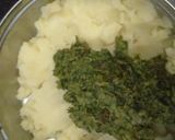 A picture of step 2 of Hara bhara kabab.
