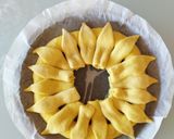 Foto del passaggio 5 della ricetta Girasole, pane allo zafferano 🌷