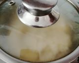 A picture of step 4 of Suji balls.