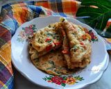 Foto langkah ke 3 dari resep Telur Dadar Daun Kucai.