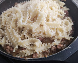 Foto del paso 6 de la receta: Pasta Mafalde di Napoli con butifarra, boletus y parmesano