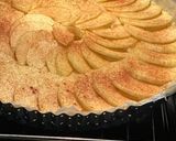 Foto del paso 6 de la receta: Tarta de hojaldre con crema pastelera y manzanas