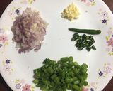 A picture of step 2 of Cabbage Manchurian.