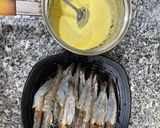 Hình bước làm 2 của món Tôm nướng phô mai bằng nồi chiên không dầu