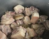 Hình bước làm 5 của món Thị Kho Trứng