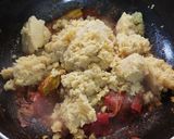 A picture of step 4 of Sambar with moringa.