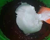Foto langkah ke 6 dari resep Red Velvet Roll Cake.