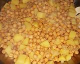 A picture of step 1 of Chat pati Chana chaat.