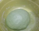 Foto langkah ke 3 dari resep Roti pandan isi kacang hijau.