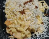 Foto langkah ke 5 dari resep Mie instan carbonara.