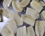 A picture of step 1 of Thai Fried Bananas.