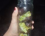Foto langkah ke 3 dari resep Infused Water Belimbing & Kurma.