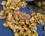 A picture of step 3 of Fried potatoes and chicken samosa.
