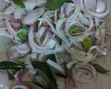 சிக்கன் கொத்து தோசை (Chicken koththu dosai recipe in tamil) ரெசிபி ஸ்டேப் 2 புகைப்படம்