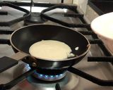 Foto del paso 3 de la receta: Elmo el pancake feliz