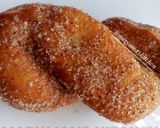A picture of step 10 of Kkwabaegi(twisted korean doughnut).