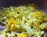 A picture of step 4 of Gobi-Aloo Sabzi.