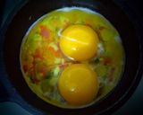Foto del paso 6 de la receta: Huevos en el caldero de la abuela con chorizo argentino!