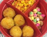 Foto langkah ke 3 dari resep Bola-bola nasi keju (bekal anak sekolah).
