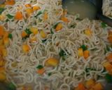 Foto langkah ke 9 dari resep IndoMiesoa Goreng.