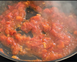Foto del paso 3 de la receta: Pasta a la puttanesca de sardinas