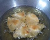 A picture of step 3 of Samosa (Samose Recipe).