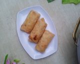 Foto langkah ke 4 dari resep Risol Kampung Lembut.