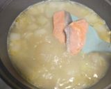 奶油洋蔥鮭魚味增湯的食譜步驟3照片