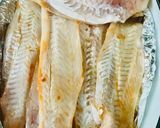 Foto del paso 3 de la receta: FILETES DE 🐟MERLUZA🐟 A LA CREMA DE QUESO ROQUEFORT🧀🫕🧀 Y QUESO CREMOSO 😋🤩🐟🫕🧀🍛🍶🐟